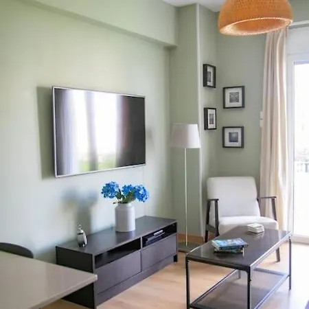 Acropolis Near Renovated Classic With Balcony View Athens
