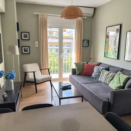 Apartment Acropolis Near Renovated Classic With Balcony View