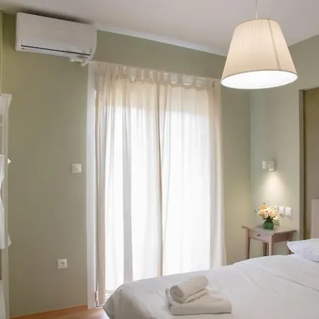 Apartment Acropolis Near Renovated Classic With Balcony View *