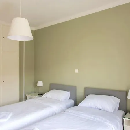 Acropolis Near Renovated Classic With Balcony View Apartment